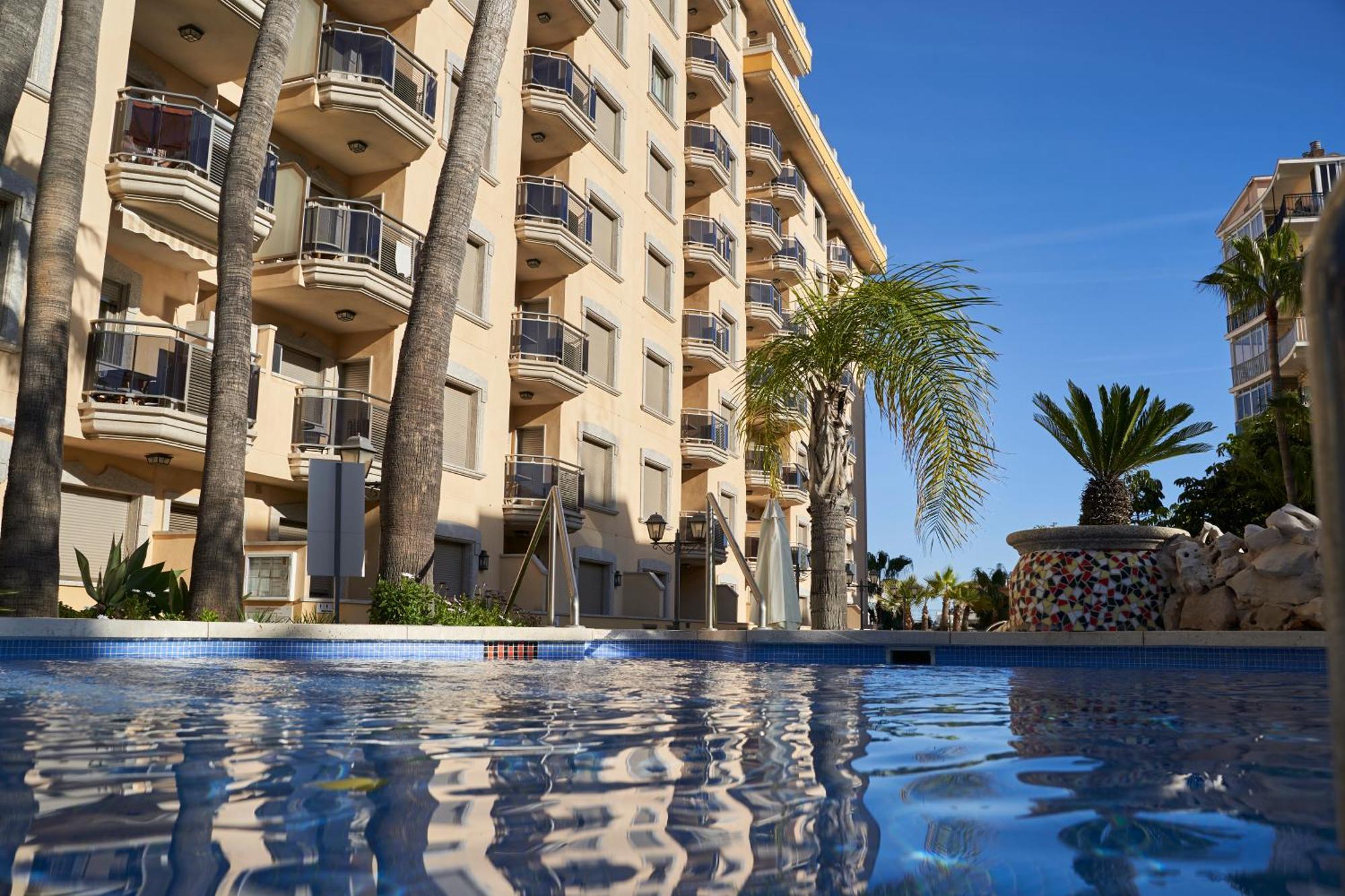 Apartamentos Mediterraneo Real Фуэнхирола Экстерьер фото