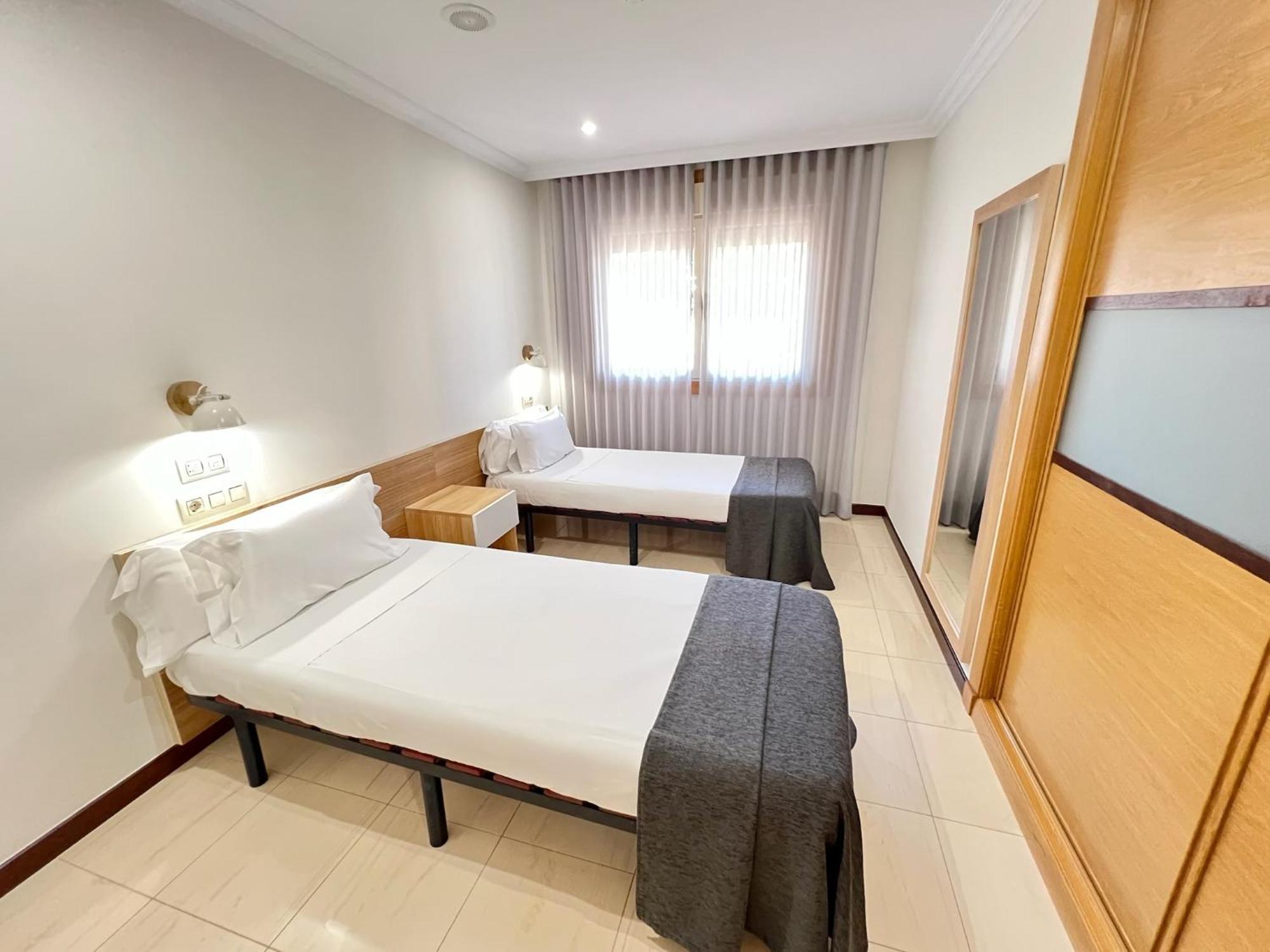 Apartamentos Mediterraneo Real Фуэнхирола Экстерьер фото