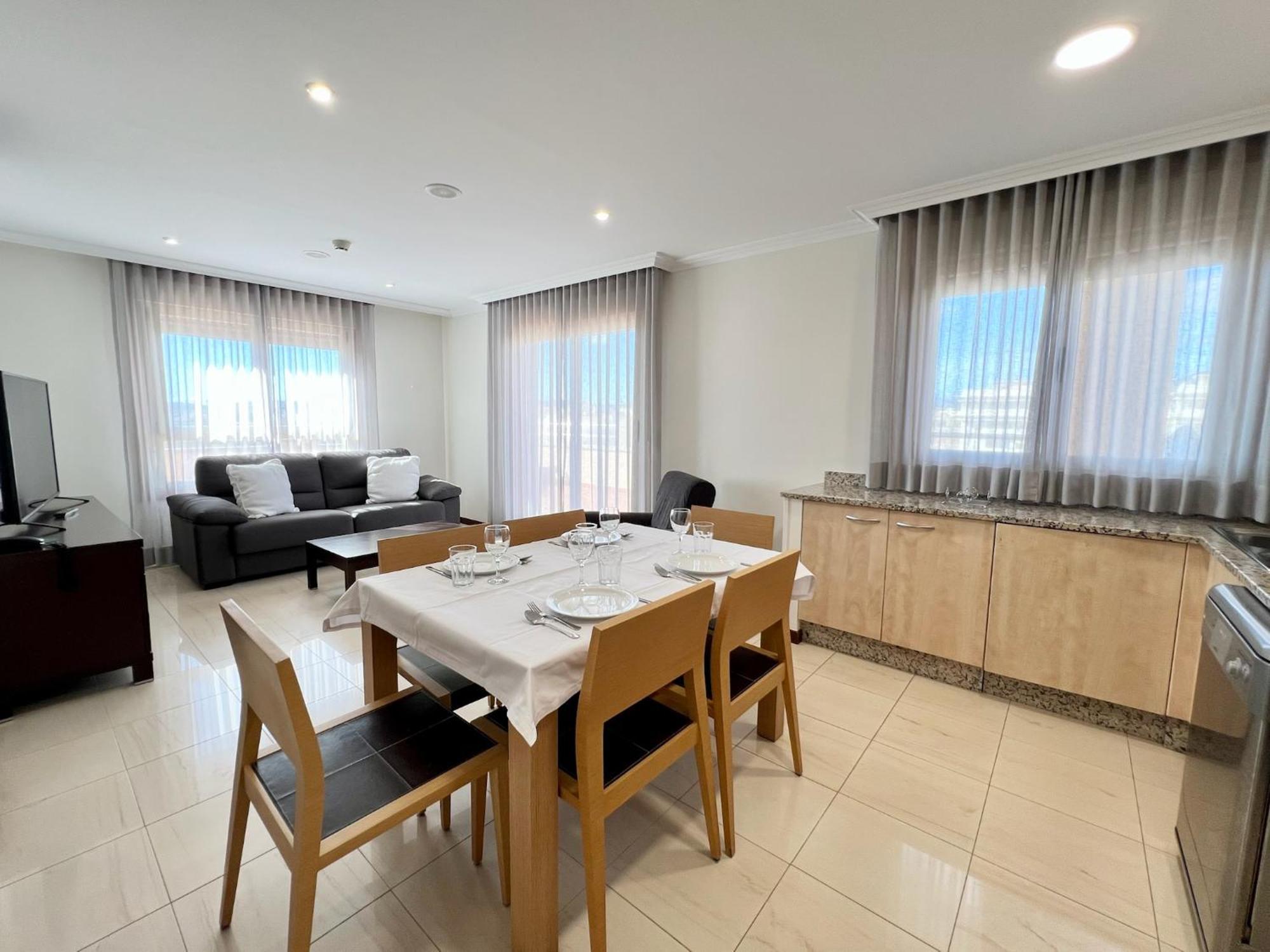 Apartamentos Mediterraneo Real Фуэнхирола Экстерьер фото