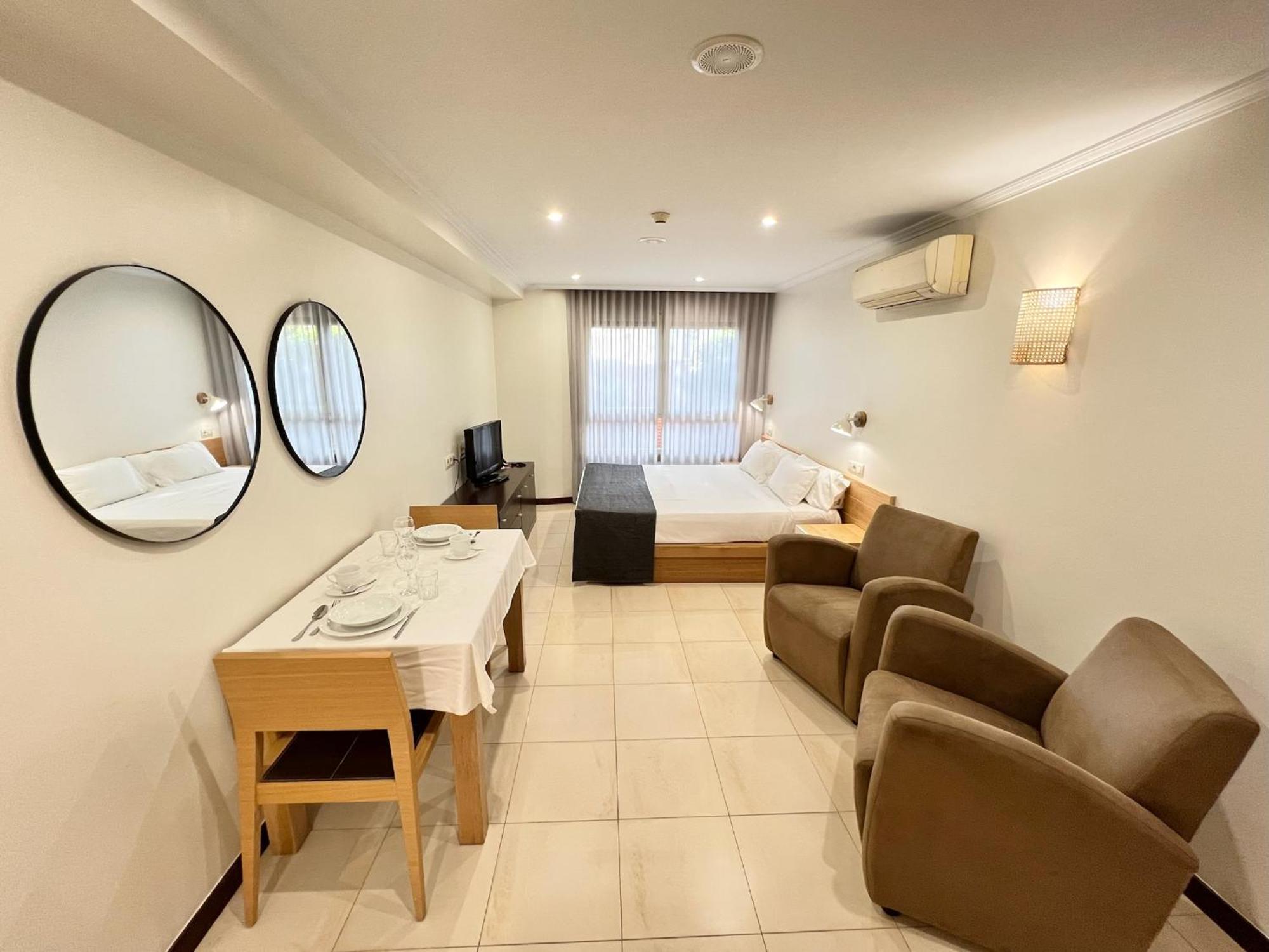 Apartamentos Mediterraneo Real Фуэнхирола Экстерьер фото